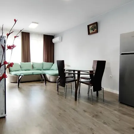 Superbe appartement Piscine commune, parking intérieur et Wifi compris *